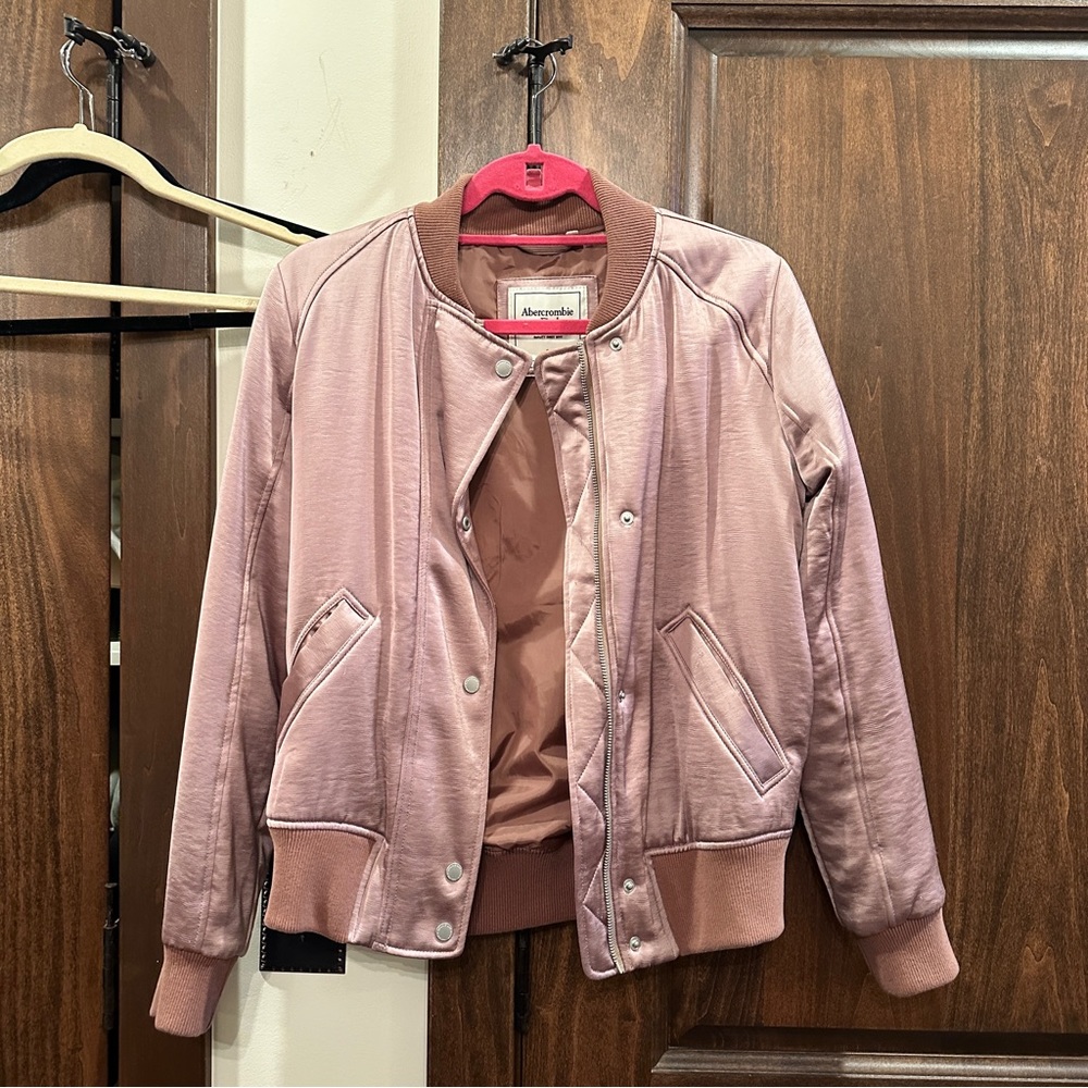 Abercrombie satin bomber